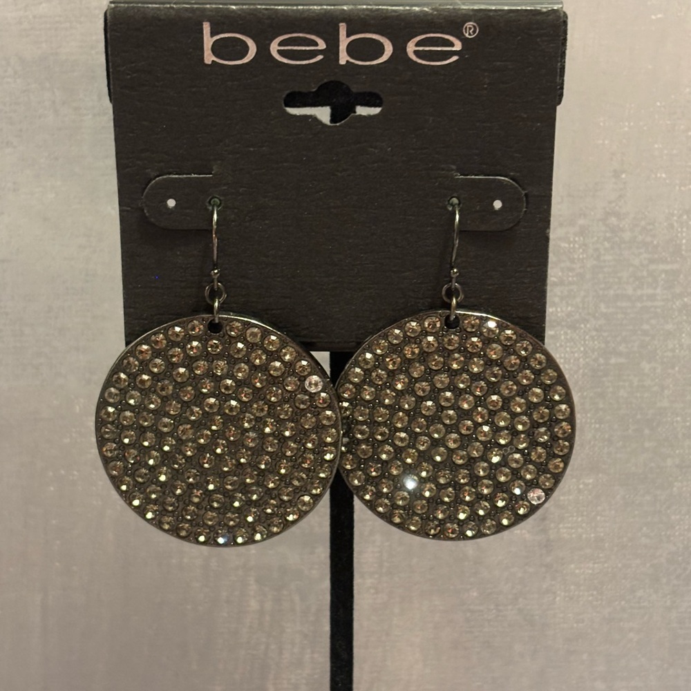 🌻Bebe Gunmetal Pavé Crystal Disks Earrings 1.5”